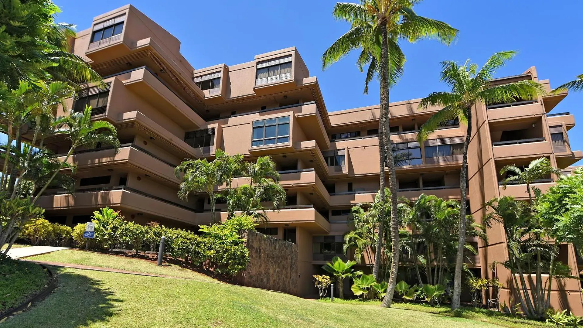 Kahana Villa F405 0*,